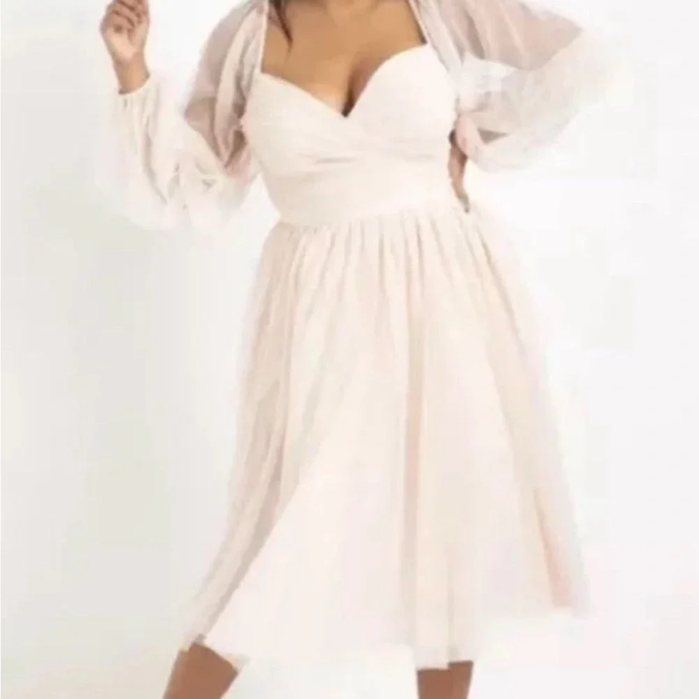 Eloquii Nabela Noor Peach Pink Tiered Puff Sleeve Glinda Style Dress Size 16 NEW - Picture 1 of 14